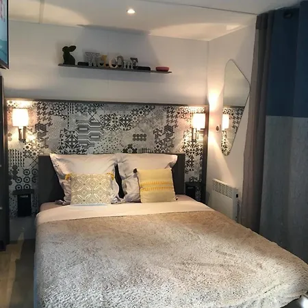 مكان تخييم Frantheor Saint-raphael 4 Etoiles